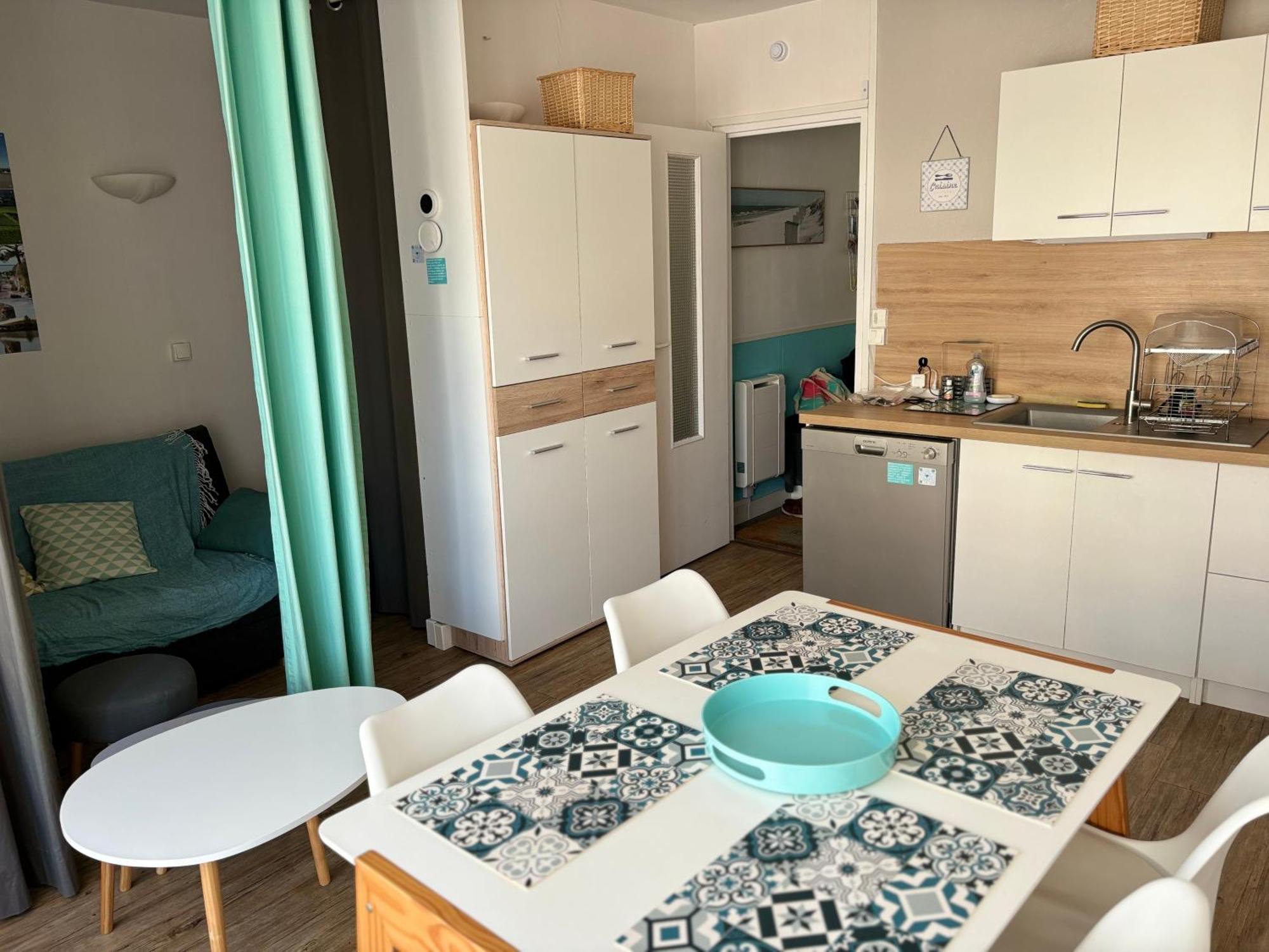 Ferienwohnung T1Bis Centre D'Arcachon Avec Balcon Exterior foto